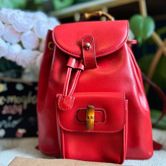 Gucci Vintage Backpack🌷PRICE is FIRM🌷 - Picture 2 of 16